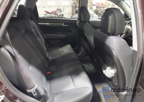 2012 Kia Sorento Lx z USA, uszkodzony, nr VIN 5XYKT3A11CG202675